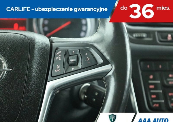 Opel Mokka cena 49000 przebieg: 148912, rok produkcji 2016 z Krynki małe 254